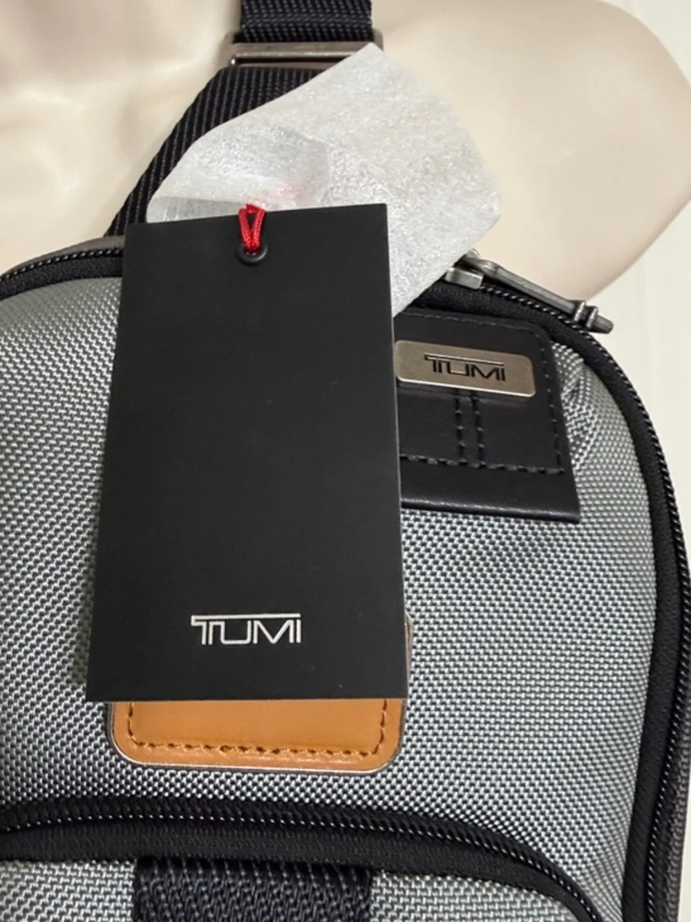 NWT Tumi Crossbody Fife Slim Sling Bag